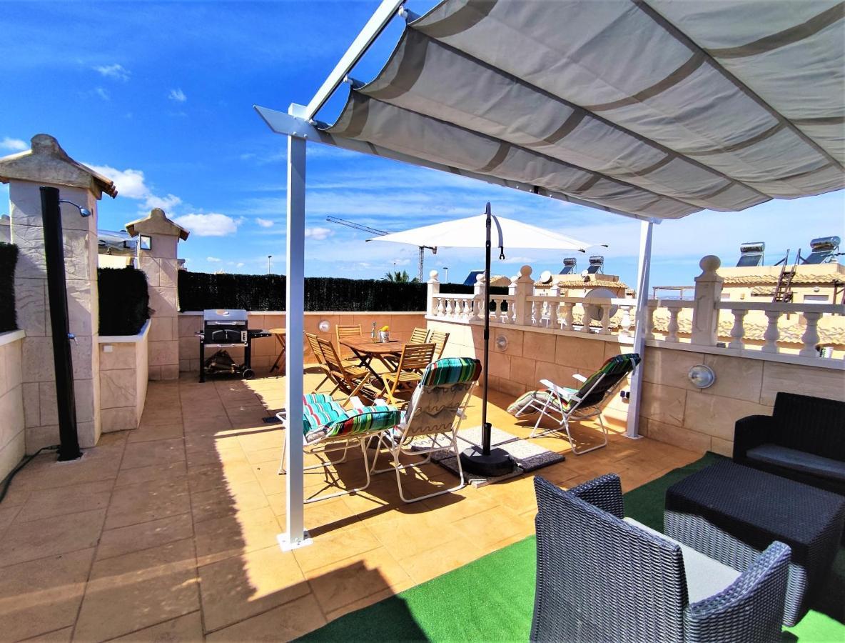 Modern Townhouse With Bbq & Terrace - กราน อาลากันต์ ภายนอก รูปภาพ