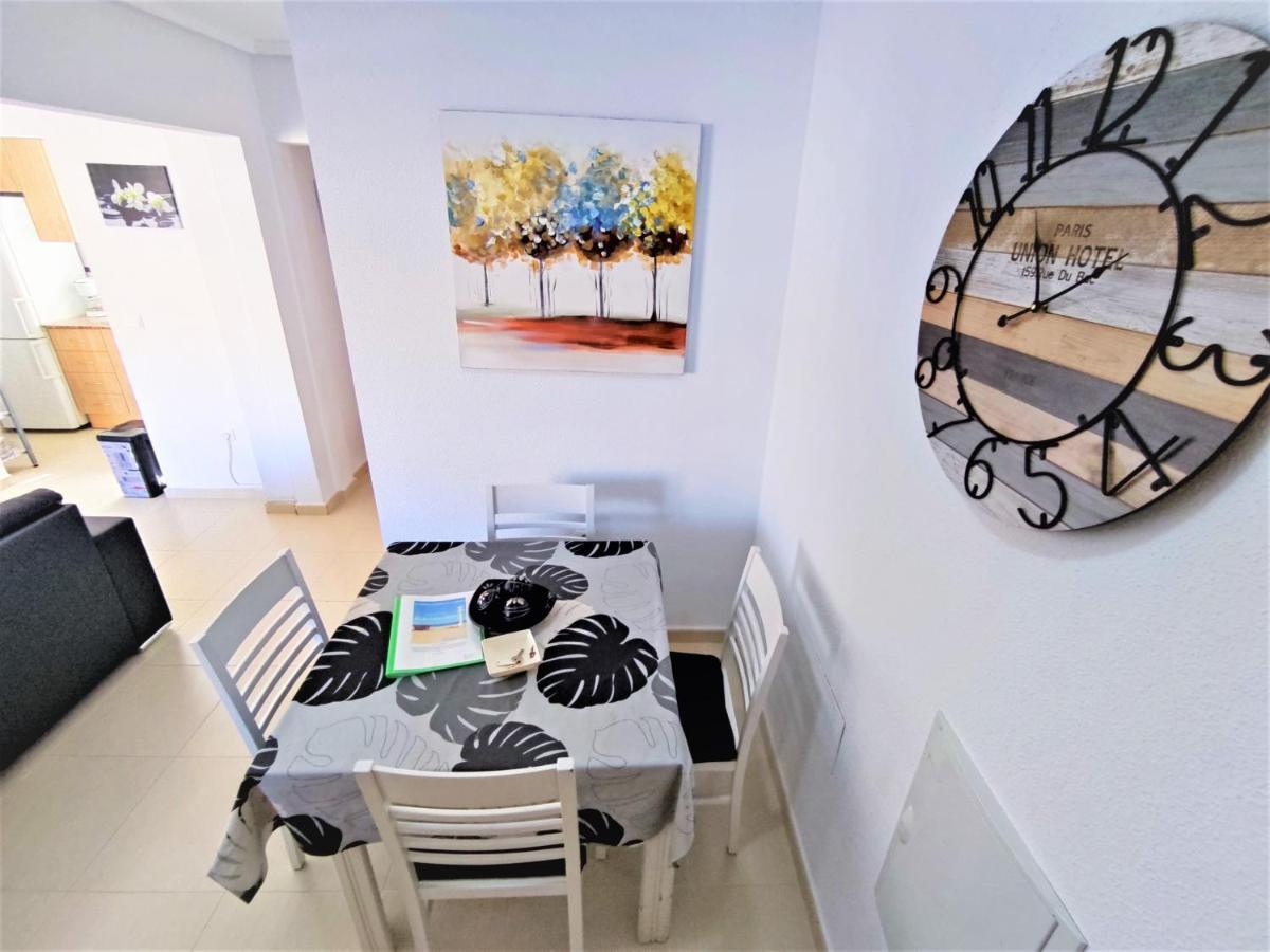 Modern Townhouse With Bbq & Terrace - กราน อาลากันต์ ภายนอก รูปภาพ