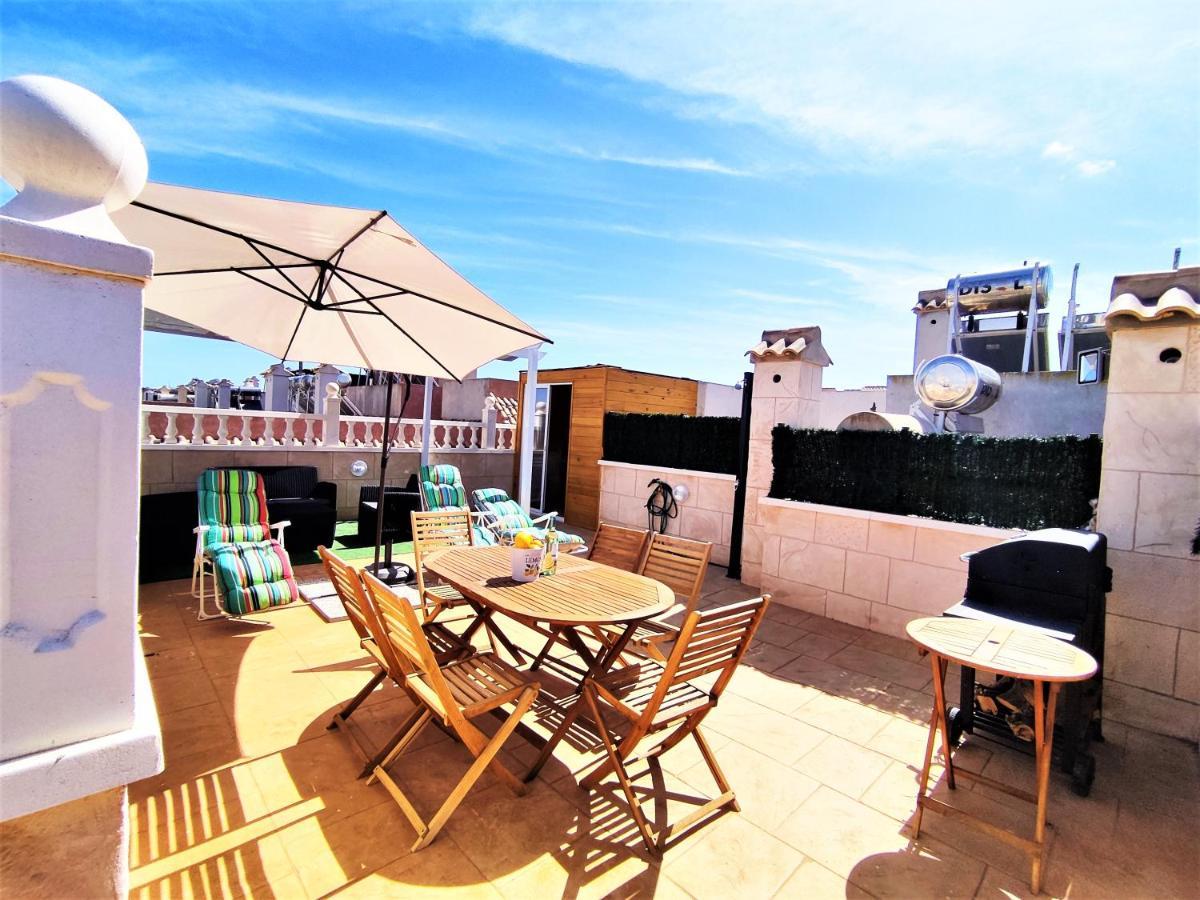 Modern Townhouse With Bbq & Terrace - กราน อาลากันต์ ภายนอก รูปภาพ